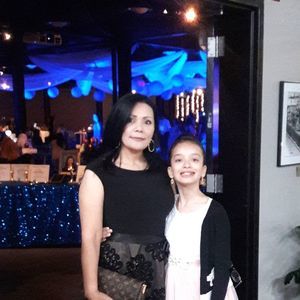 Meet your Posher, Claudia